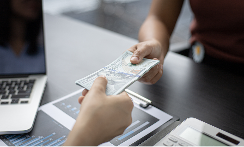 Moneylender